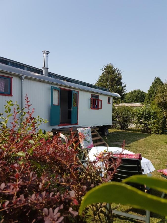Gezellig Pipowagen In Oostvoorne Villa Exterior photo